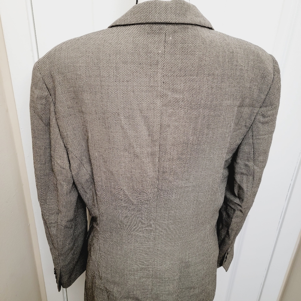 ESCADA Vintage Gingham Suit Set, Suit Blazer & Pencil Skirt - Picture 9 of 16